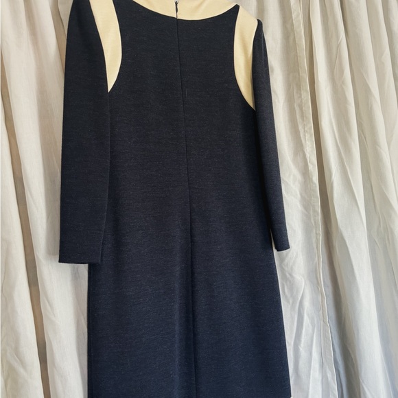 Vintage Carolina Herrera for Saks 5th Ave size 12 Wool Dress - Picture 2 of 5